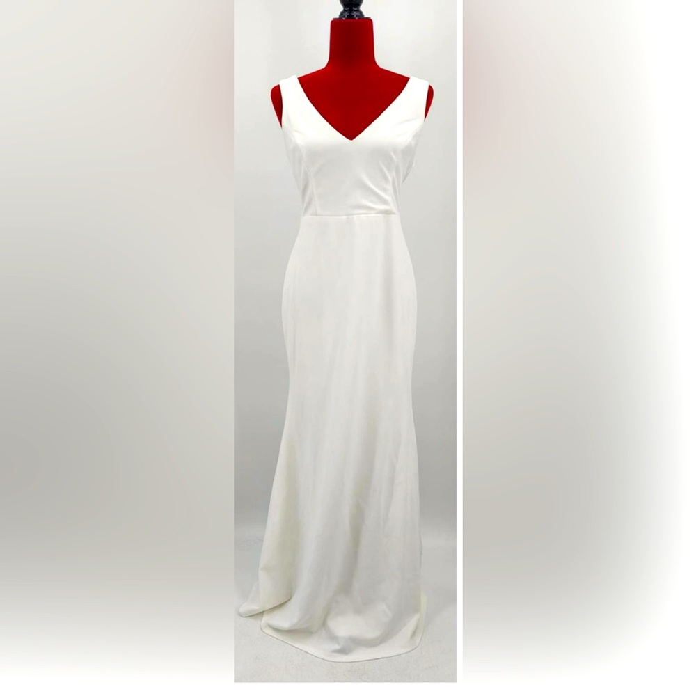 LULU’S SZ L Into your heart white button back mermaid maxi dress bridal new b69